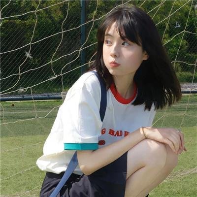唯有天使生双翼